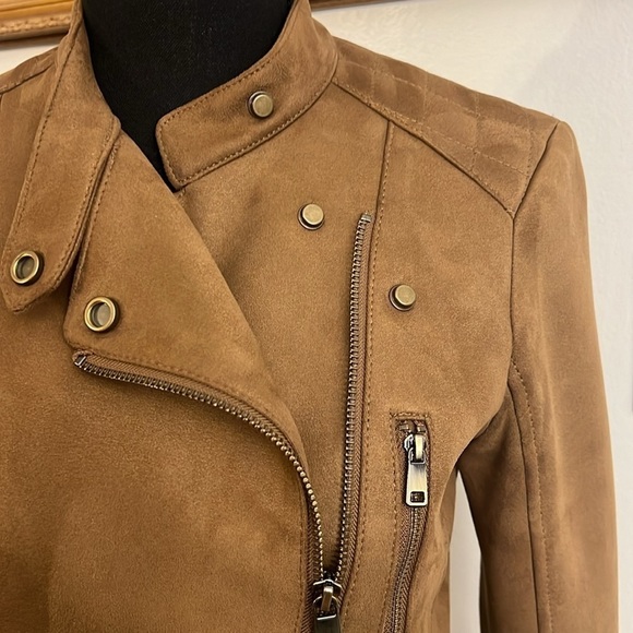 Banana Republic Women’s Brown Light-Weight Asymmetrical Zip Jacket, Sz. XS. - Picture 7 of 13